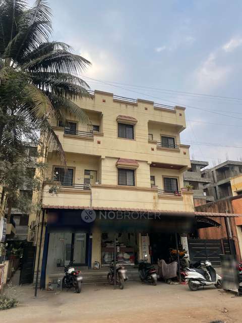1 BHK Flat In Tupe Building for Rent  In Hdfc Bank Atm
