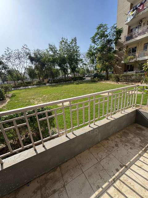 3 BHK Flat In Puri Pratham For Sale  In Sector 84