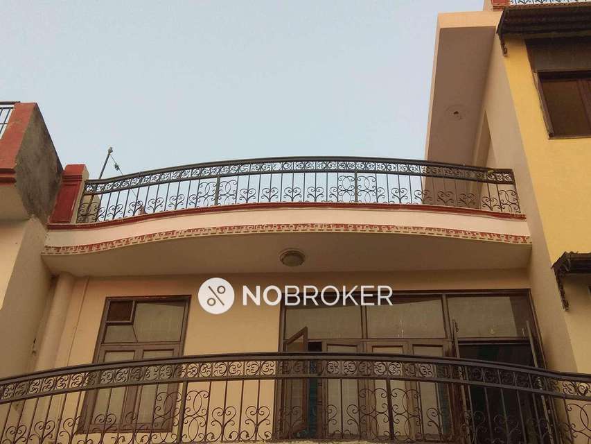 4+ BHK Flat For Sale  In Delta Ii