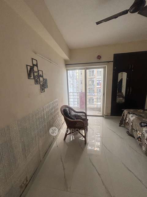 Single Room for Male In 3 BHK  In Paras Tierea In Sector 137