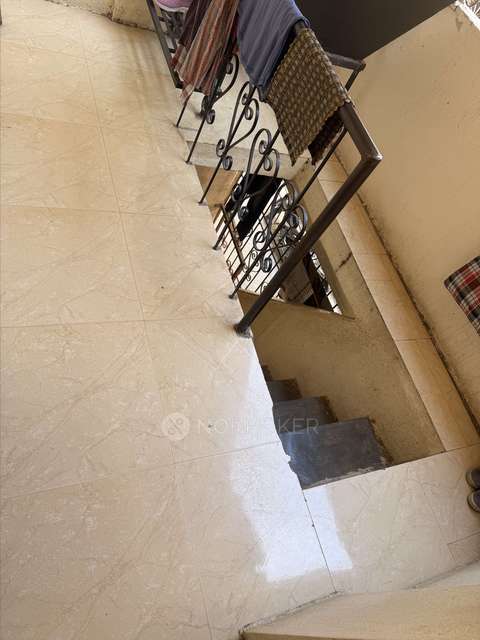 Shared Room for Female In 1 RK  In  Dhankawadi