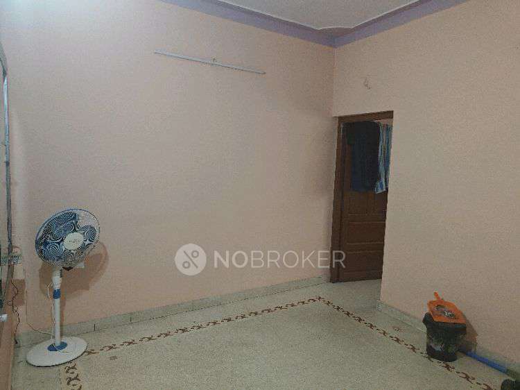 Single Room for Male In 1 BHK  In Yelahanka New Town