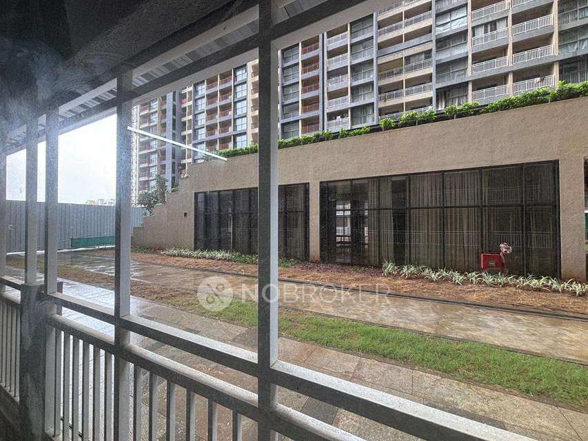 Shared Room for Male In 3 BHK  In Wadgaon Sheri 