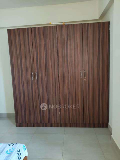 Single Room for Female In 2 BHK  In Shruti Enclave In Shruti Enclave