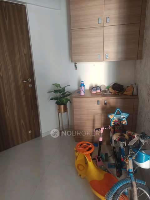 2 BHK Flat In Pride Manhattan for Rent  In Charholi Budruk