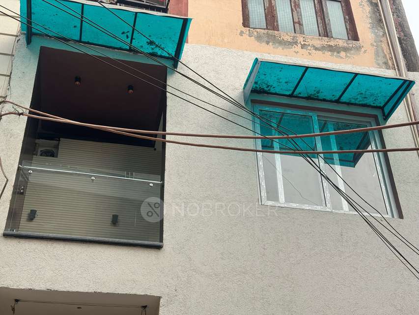 2 BHK Flat In A Block Sector 8 Dwarka For Sale  In Dwarka Sector 8 Metro Station