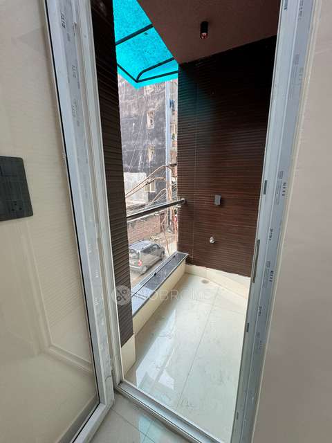 2 BHK Flat In A Block Sector 8 Dwarka For Sale  In Dwarka Sector 8 Metro Station