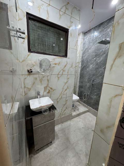 2 BHK Flat In A Block Sector 8 Dwarka For Sale  In Dwarka Sector 8 Metro Station