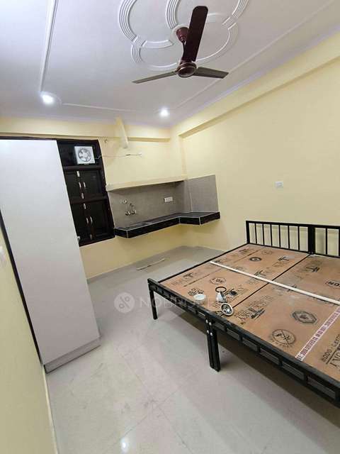 1 RK Flat for Rent  In Sector 38