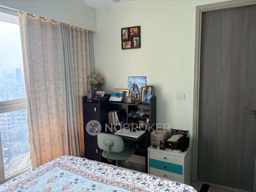 2 BHK Flat In Sheth Beaumonte  For Sale  In Sion
