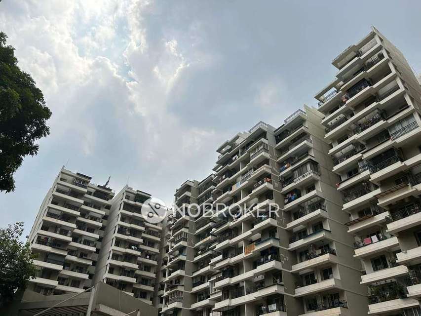 Shared Room for Male In 2 BHK In Madukosh In Dharmavat Nagar