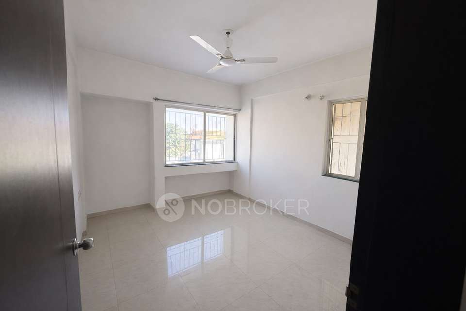 2 BHK Flat In Codename Hadapsar Homes for Rent  In Mantra Majestica Apartment