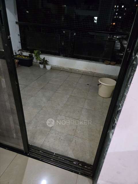 2 BHK Flat In Magarpatta City Iris, Hadapsar for Rent  In Hadapsar