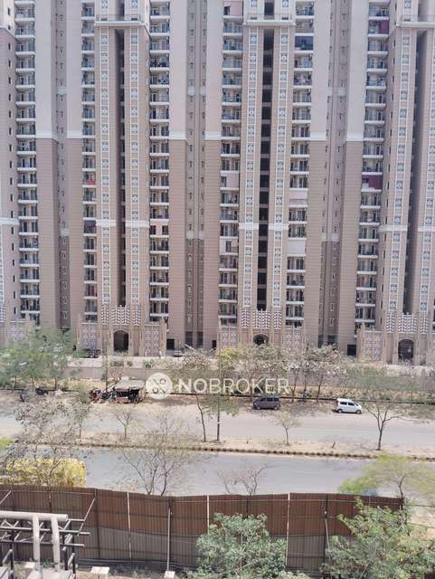 2 BHK Flat In Amrapali Golf Homes For Sale  In  Noida Extension, Greater Noida