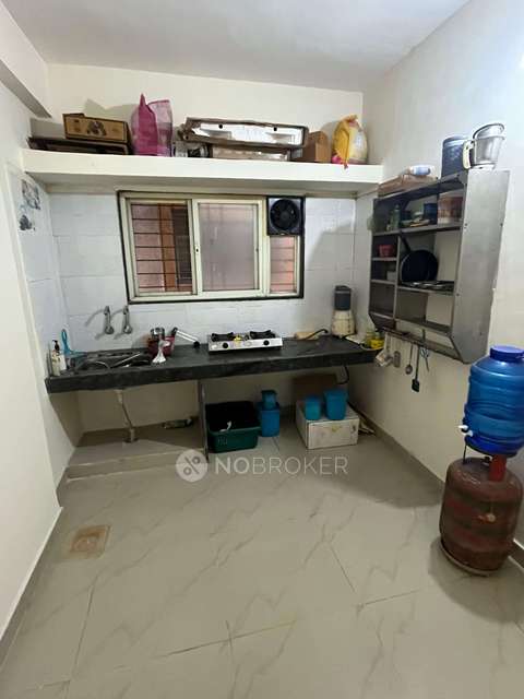 1 BHK Flat In Madhusudan Heights for Rent  In Manjri Bk