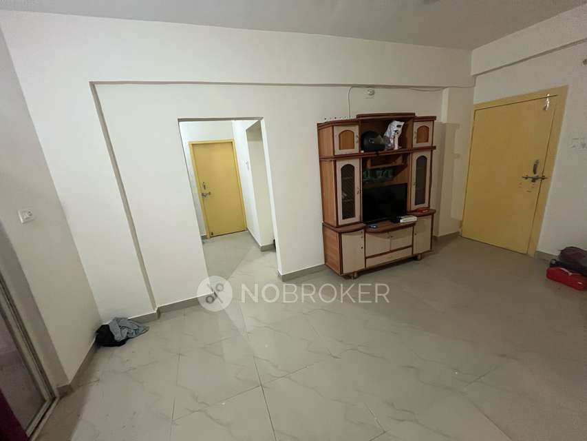 1 BHK Flat In Madhusudan Heights for Rent  In Manjri Bk