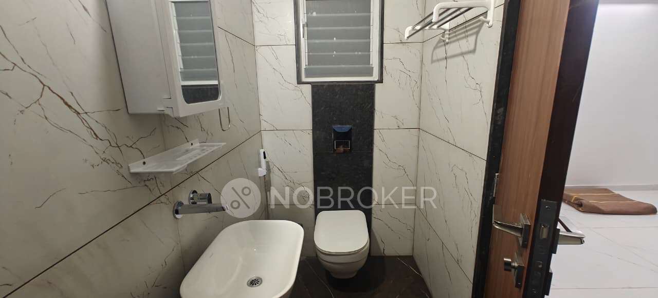 2 BHK Flat In Pawar Riseonic for Rent  In Magarpatta