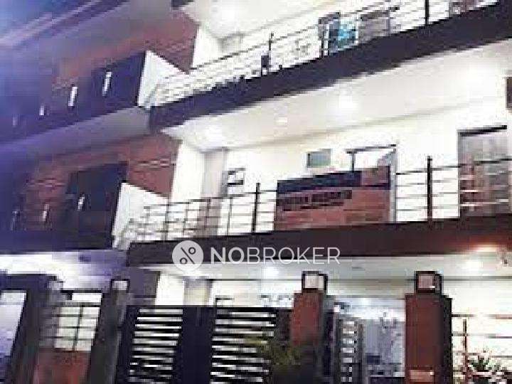 2 BHK Flat In Vansika Apartment for Rent  In Sector 69