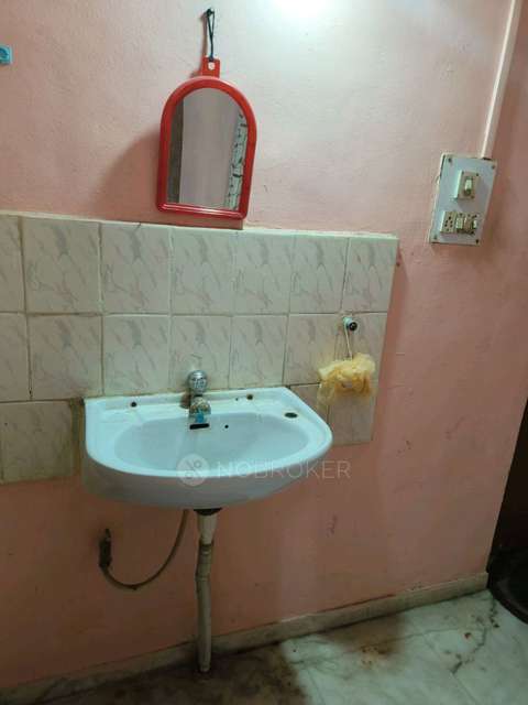 Single Room for Female In 2 BHK  In Hiroo Palace In Hiroo Palace, Akurdi Gaothan, Sector No. 24, Dattawadi, Akurdi, Pimpri-chinchwad, Maharashtra 411035, India