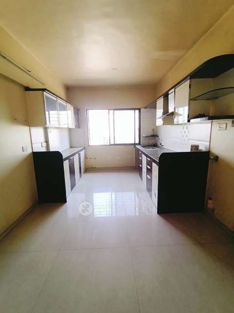 1 BHK Flat In Peshwa Building for Rent  In Saras Baug