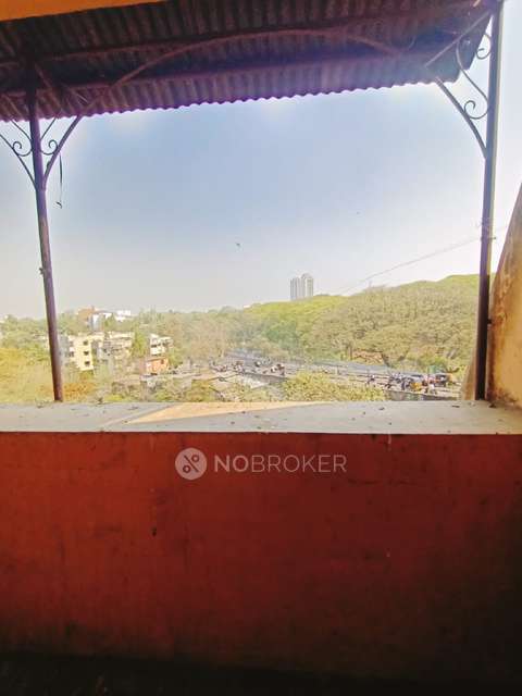 1 BHK Flat In Peshwa Building for Rent  In Saras Baug