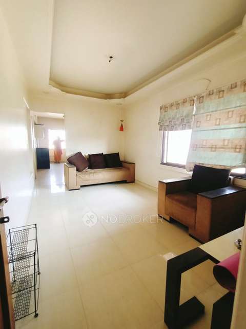 1 BHK Flat In Peshwa Building for Rent  In Saras Baug