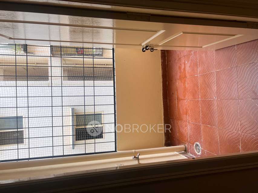 2 BHK Flat In Green Elite Apartment for Rent  In Hebbal Kempapura