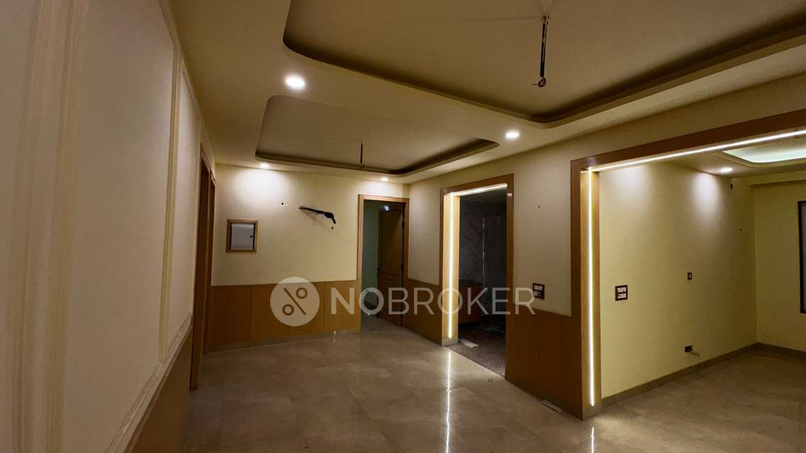 3 BHK Flat In Himgiri Apartments, Kalkaji for Rent  In Kalkaji