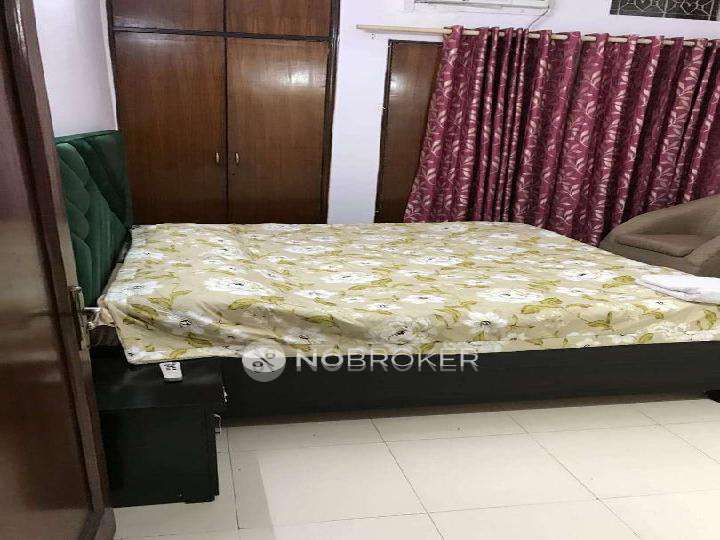 3 BHK Flat In Standalone Buildiung for Rent  In Greater Kailash Ii