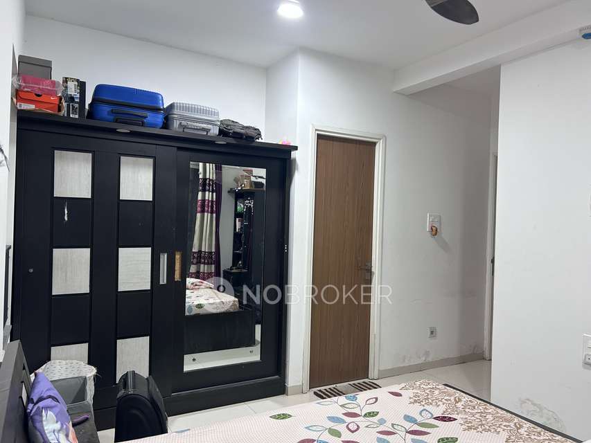 Shared Room for Female In 2 BHK  In Godrej Elements In Hinjawadi