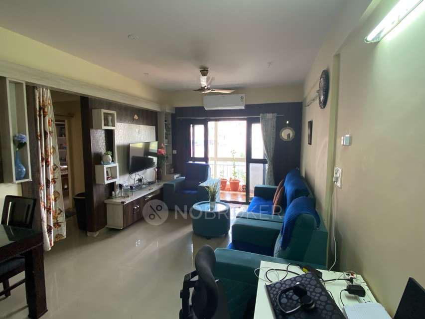 2 BHK Flat In White Petals Apartment for Rent  In Thanisandra, Bangalore