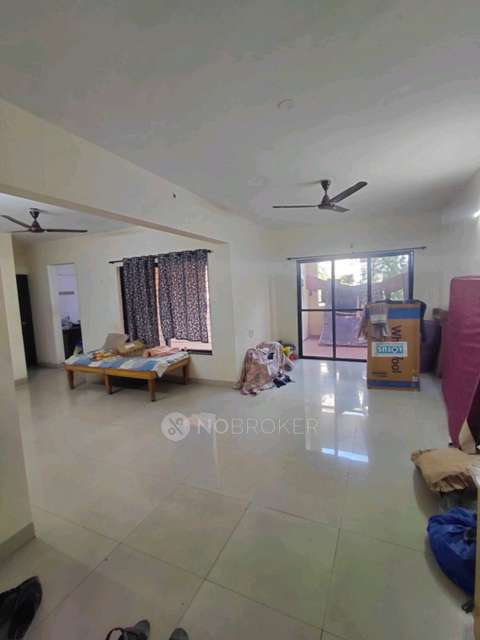 Single Room for Male In 3 BHK  In Parkwayz Society Datta Mandir Road In Parkwayz