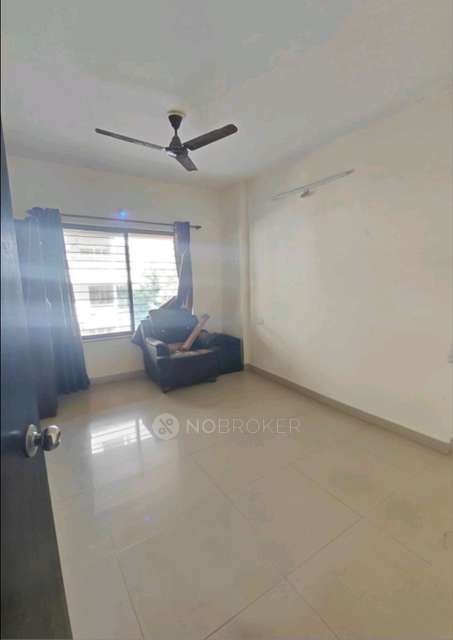 Single Room for Male In 3 BHK  In Parkwayz Society Datta Mandir Road In Parkwayz