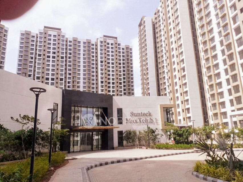 2 BHK Flat In Sunteck Maxx World For Sale  In Naigaon East