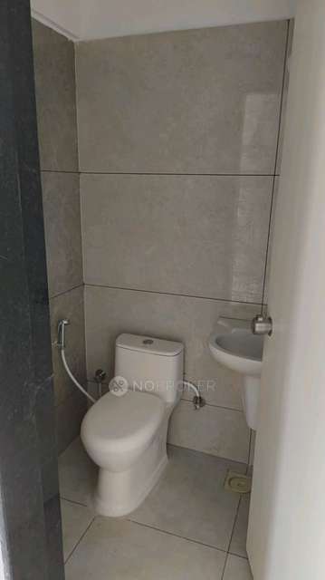 1 BHK Flat In Malpani Green Park for Rent  In Phursungi