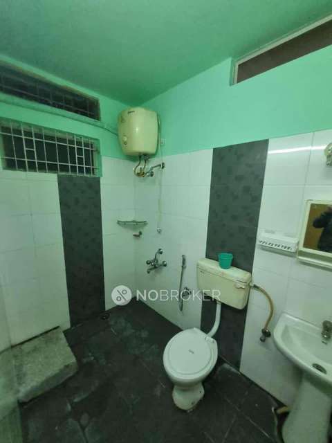 2 BHK Flat In Standalone Building  For Sale  In Gangondanahalli