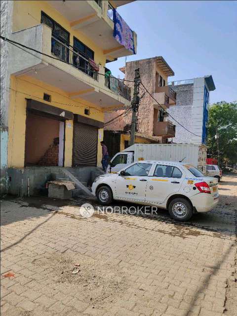 Shop in Mohan Nagar, Ghaziabad for Rent 