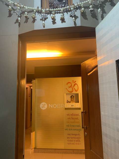 2 BHK Flat In Akshar Bhuvan, Borivali West For Sale  In Borivali West