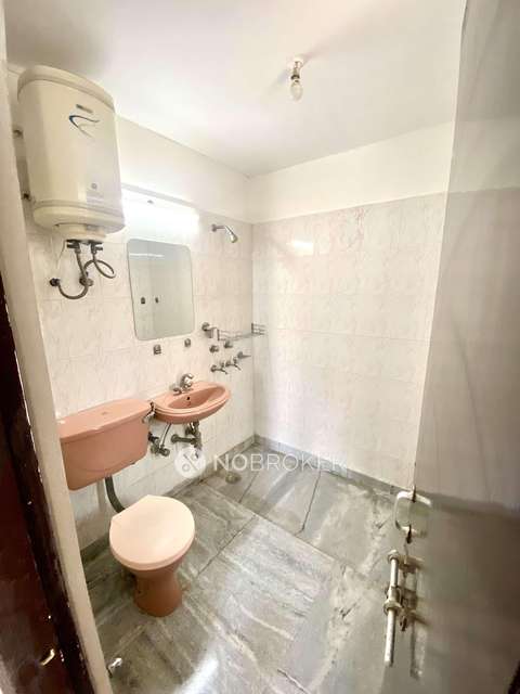 3 BHK Flat In Vaastu Apartment Co - Op Group Housing Society Sector 55 For Sale  In  Sector 55