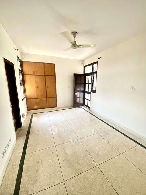 3 BHK Flat In Vaastu Apartment Co - Op Group Housing Society Sector 55 For Sale  In  Sector 55