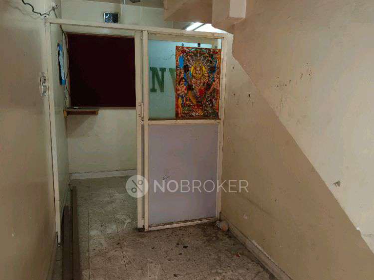 Godown/Warehouse in Parvathipuram, Vishweshwarapura, Shankarapura, Bangalore for Rent 