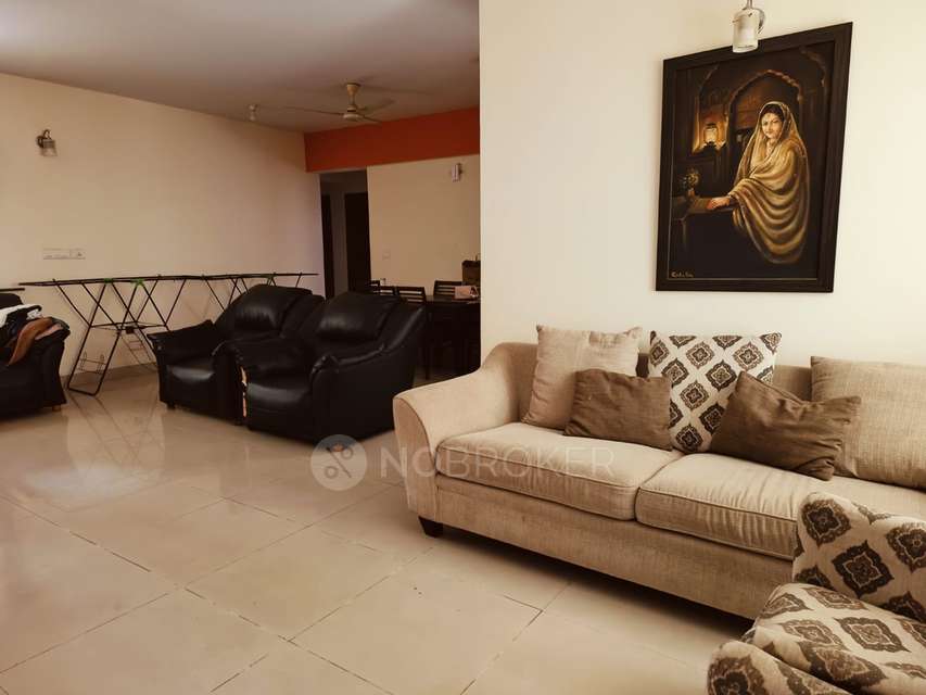 Single Room for Female In 3 BHK  In Hm Symphony In Hm Symphony