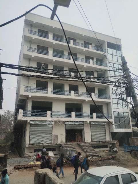 PG for Anyone in 165, Sarfabad Village, Block C, Sector 73, Noida, Uttar Pradesh 201316, India