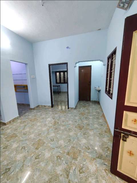 1 BHK House for Rent  In 18, Sannathi Street, Padmanabha Nagar, Guruswamy Nagar, Anakaputhur, Chennai, Tamil Nadu 600070, India