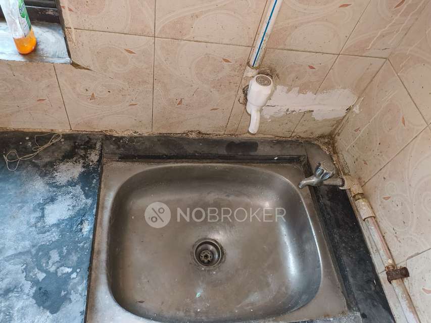 1 BHK Flat In Shree Krishna Plaza, Dombivli East for Rent  In Mharal Bk Road