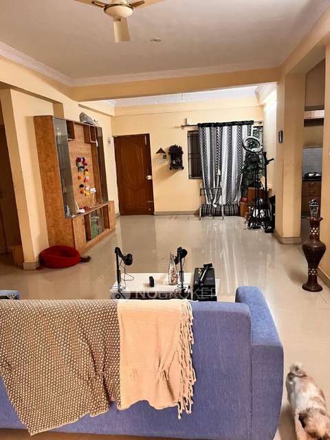 Single Room for Female In 3 BHK  In B. M. Homes Apartment In Whitefield