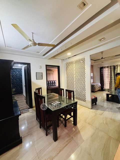 3 BHK Flat for Rent  In Sector 52