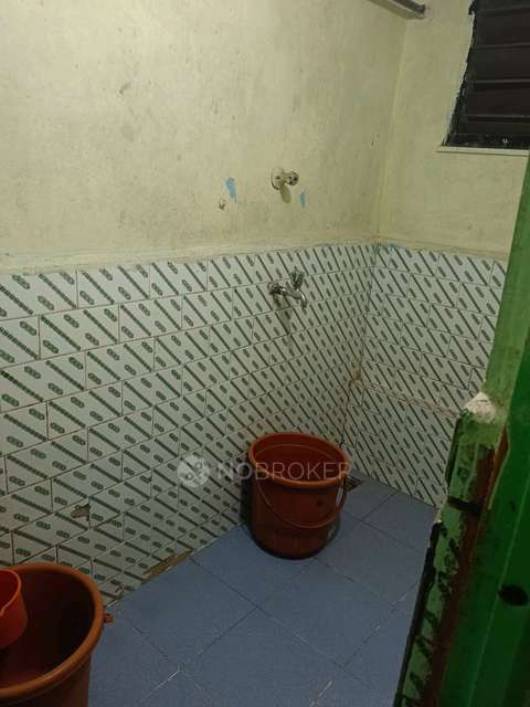 1 RK Flat In Flat  for Rent  In Bakul Mangal Karyalay