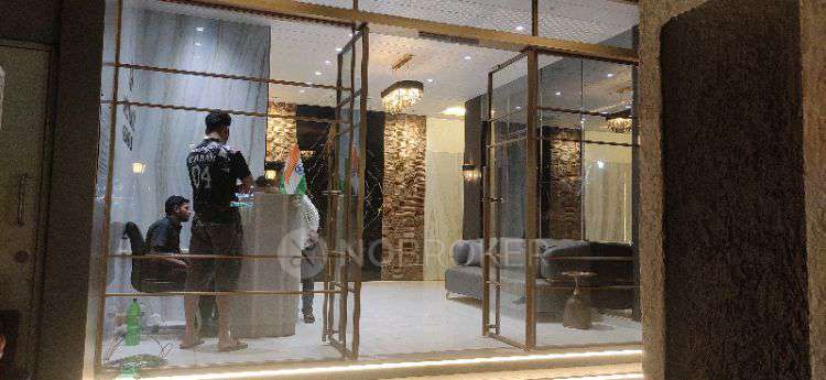 1 BHK Flat In Adityaraj Gateway, Ghatkopar East for Rent  In Ghatkopar East