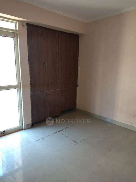 1 RK Flat In Savy Ville De For Sale  In Raj Nagar Extension